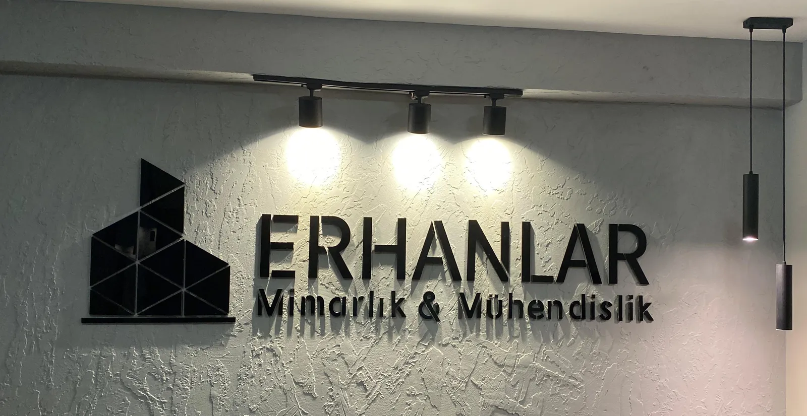 Erhanlar Mimarlık Ofisi, Ofis renovasyonu ve iç mimari